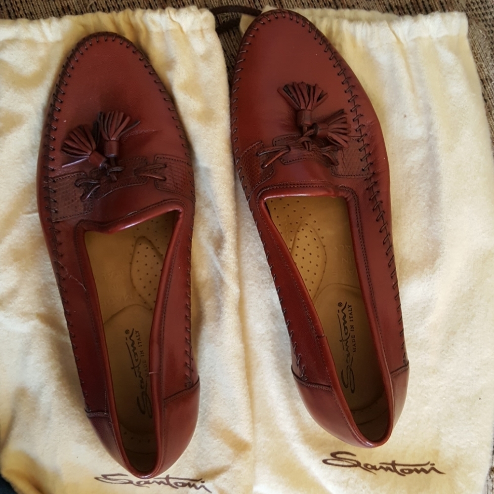 Men's Italian Santoni Tassel Loafer.